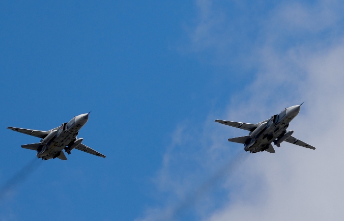 Шведские истребители сопроводили самолеты ВКС в небе над Балтикой