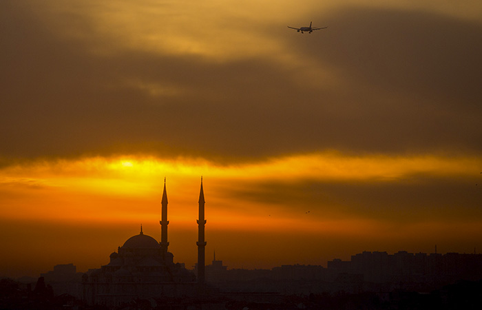 Турция оставит открытым воздушное пространство для России и других стран