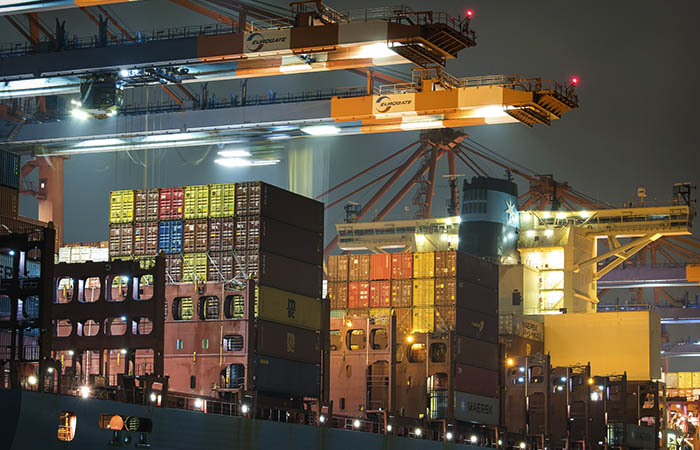 Морские линии по плавающему расписанию. Обзор