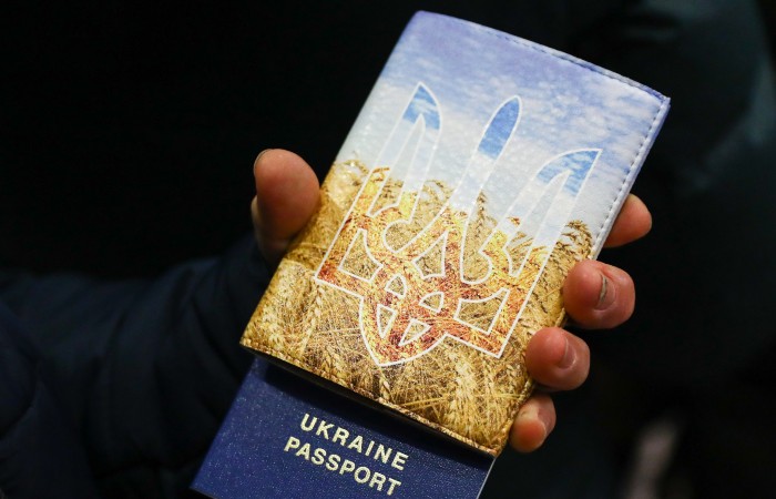 Минобороны РФ сообщило о просьбе более 2,5 млн украинцев эвакуировать их в Россию