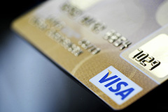 Visa продлила срок работы российских карт за рубежом на один день