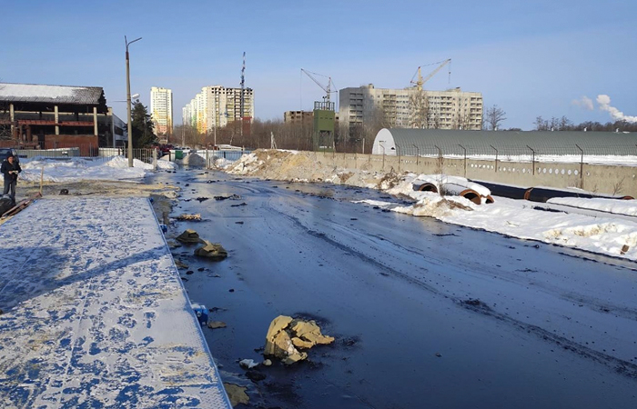 Причиной разлива битума в Пензе могло стать нарушение технологий