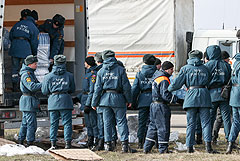 МЧС РФ за двое суток доставило более 300 тонн гумпомощи на Украину и в Донбасс