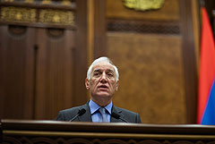 Президент Армении вступил в должность