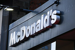 Франчайзи McDonald's в Сибири намерен продолжать работу