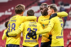 "Ростов" победил "Рубин" в первом матче после возвращения Карпина