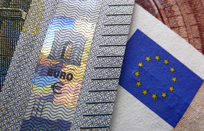 Минфин РФ в полном объеме исполнил обязательства по выплате дохода по евробондам