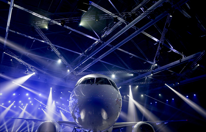 "Ростех" наладит массовое производство гражданских самолетов в жесткие сроки