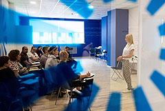 Потерявшим с 1 марта работу россиянам расширят доступ к соцконтрактам