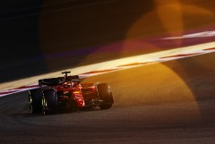 Шарль Леклер из Ferrari выиграл первый этап нового сезона "Формулы-1"