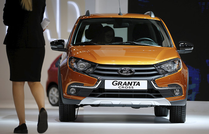 "АвтоВАЗ" отправил в простой линии по выпуску Granta и Niva 21-25 марта