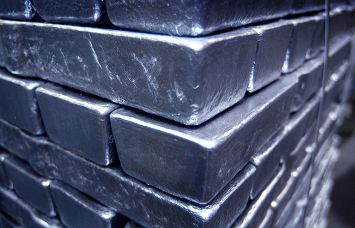 Цена алюминия выросла на 4% на новости об экспортных санкциях Австралии против РФ