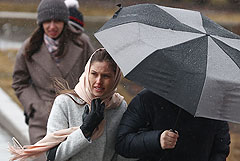 "Оранжевый" уровень опасности объявлен в Москве 27 марта из-за усиления ветра