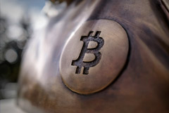 Биткойн превысил $47,7 тыс. впервые за два месяца