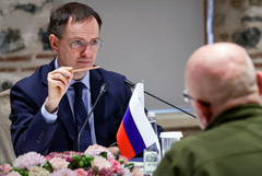 Мединский объявил, что РФ делает два шага для деэскалации конфликта на Украине