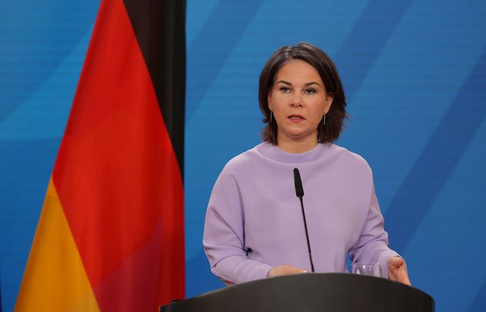 Глава МИД ФРГ подтвердила готовность Германии стать гарантом безопасности Украины