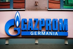 Власти Германии задумались о национализации "дочек" "Газпрома" и "Роснефти"