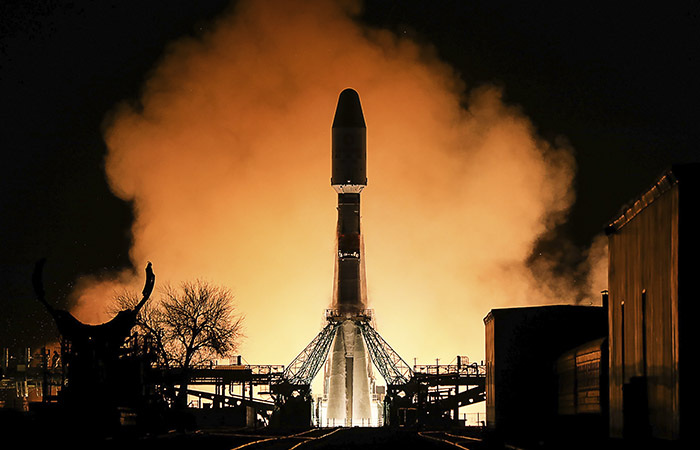 Рогозин заявил, что ряд предприятий "Роскосмоса" не справляется с импортозамещением