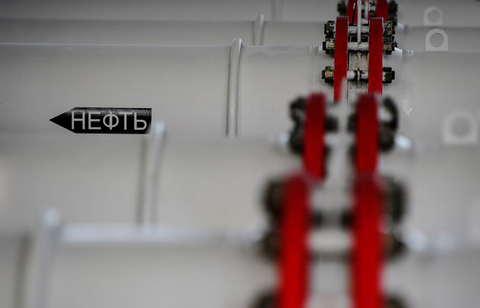 Нефть Brent подешевела до $100 за баррель