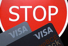 Неамериканским платежным системам запретили обслуживать в США карты санкционных банков РФ