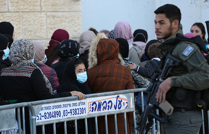 Более 150 человек пострадали в ходе беспорядков в Иерусалиме на Храмовой горе