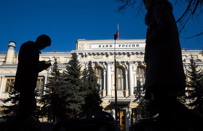 ЦБ может смягчить требование к экспортерам о продаже 80% валютной выручки