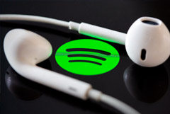 Spotify    AppStore  Google Play