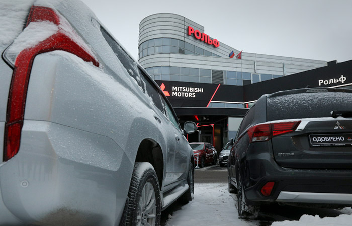 Сделка по покупке "Ключавто" автодилера "Рольф" "поставлена на паузу"