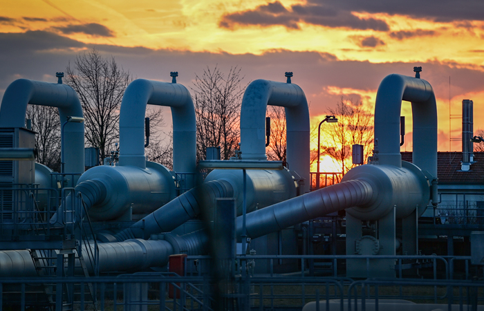 "Газпром" не подтвердил прекращение поставок Польше