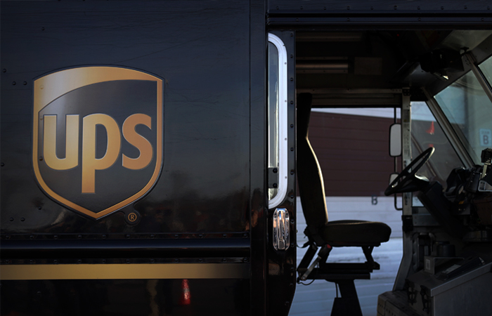 Логистическая компания UPS приостановила работу в РФ, Белоруссии и на Украине
