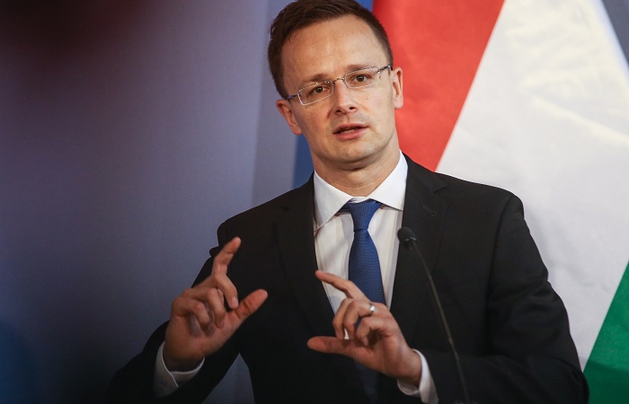 МИД Венгрии подтвердил, что страна приняла схему оплаты за российский газ и нефть в рублях