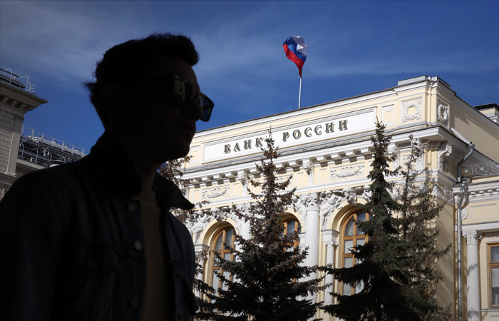 Банк России снизил ключевую ставку до 14%