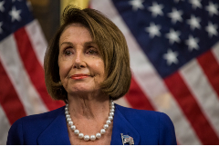 Пелоси выразила надежду на быстрое утверждение запроса о помощи Украине на $33 млрд