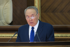 Упоминания о Назарбаеве исключили из проекта новой Конституции Казахстана