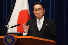 Премьер-министр Японии заявил, что Токио будет поэтапно отказываться от российской нефти