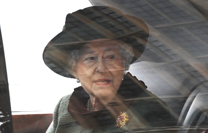 Британская королева пропустит торжественное открытие парламента по состоянию здоровья