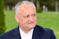 В доме экс-президента Молдавии Додона проходят обыски