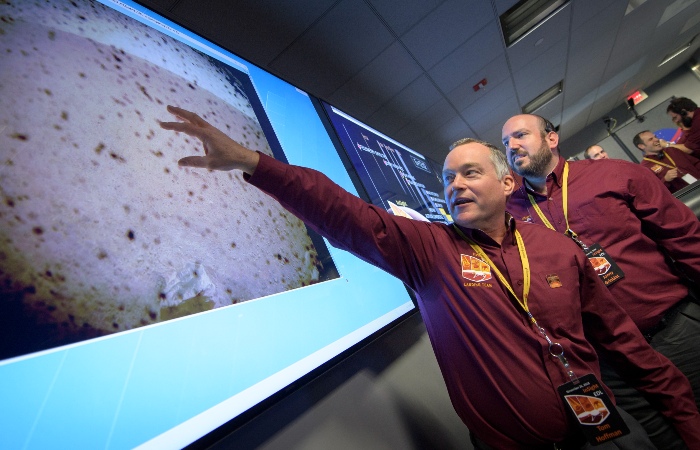 Миссия марсианского зонда InSight завершится в этом году из-за проблем с питанием