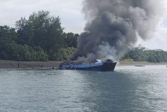 Семь человек погибли во время пожара на судне на Филиппинах