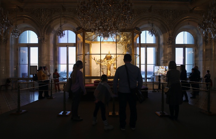 Эрмитаж не будет вывозить экспонаты за пределы РФ в течение года