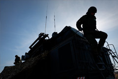 Дума приняла закон об отмене возрастного предела для контрактников