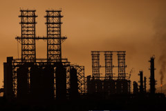 Цена нефти Brent подросла до $115,93 за баррель после снижения накануне