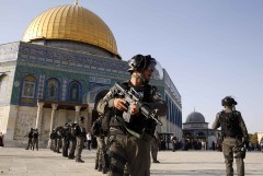 У Аль-Аксы в Иерусалиме произошли столкновения полиции Израиля и палестинцев