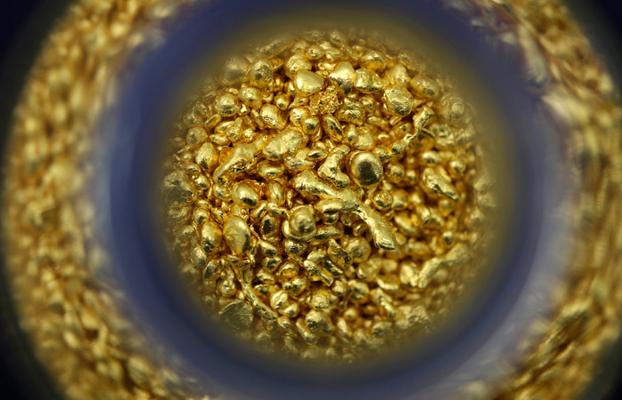 Объем золота в ETF в мае снизился впервые с начала года на 53 т