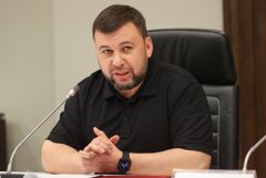Глава ДНР отправил в отставку правительство и премьера республики