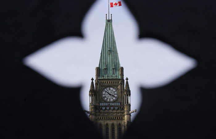 Канада ввела санкции в отношении нефтегазовой сферы России