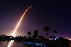 Ракета SpaceX стартовала на орбиту с египетским спутником связи