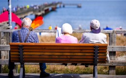 Германия возобновила выдачу туристических виз россиянам