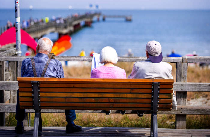 Германия возобновила выдачу туристических виз россиянам