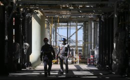 Новак сообщил, что переработка нефти в РФ в 2022 году может упасть на 10%